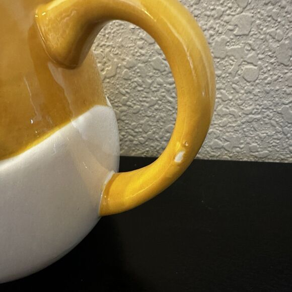 Silver Buffalo Sanrio Gudetama 3D Sculpted Ceramic Mug Large Yellow 20 Oz - Picture 2 of 5